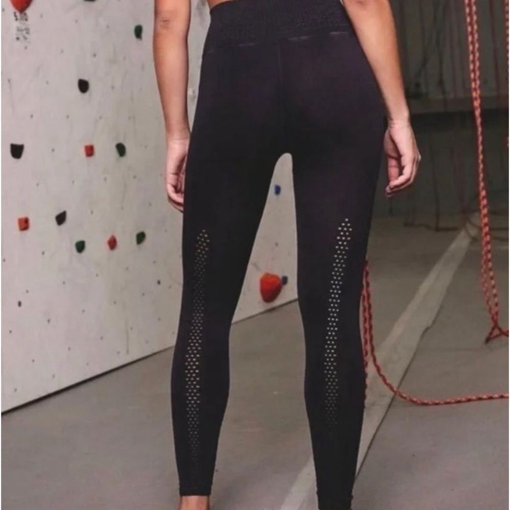 Free People Movement Good Karma Leggings - Picture 4 of 12